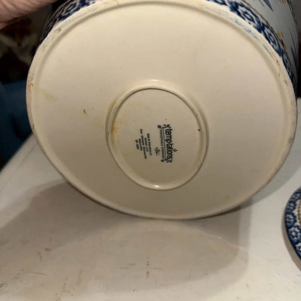 Temptations Ovenware Old World Blue Cow 2.5 qt Casserole & (4) 16 oz Ramekin Set